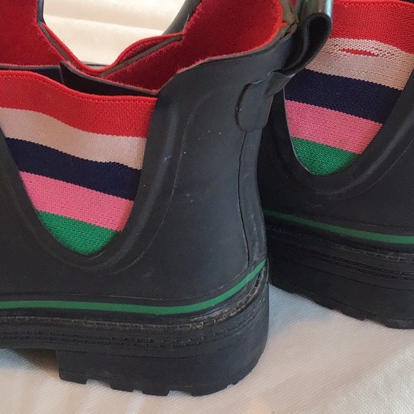 Boden Lug Sole Navy/Rainbow Rain Boots 8.5 UK 6- Fits big like a 9! - Picture 8 of 9
